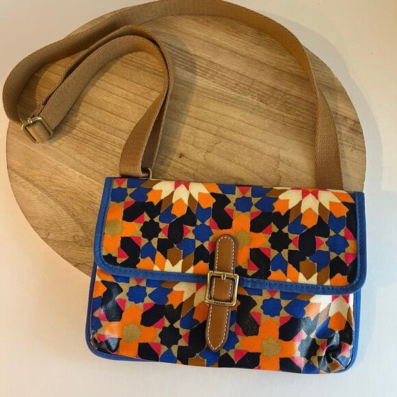 Fossil Bright Printed Indie Floral Slim Medium Crossbody Bag - Picture 1 of 14